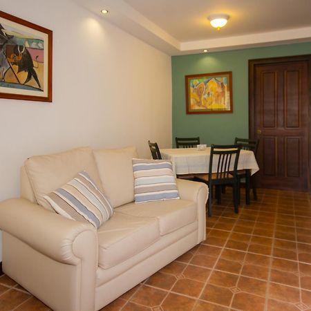 Apartotel Don Luis San Antonio De Belen Exteriör bild